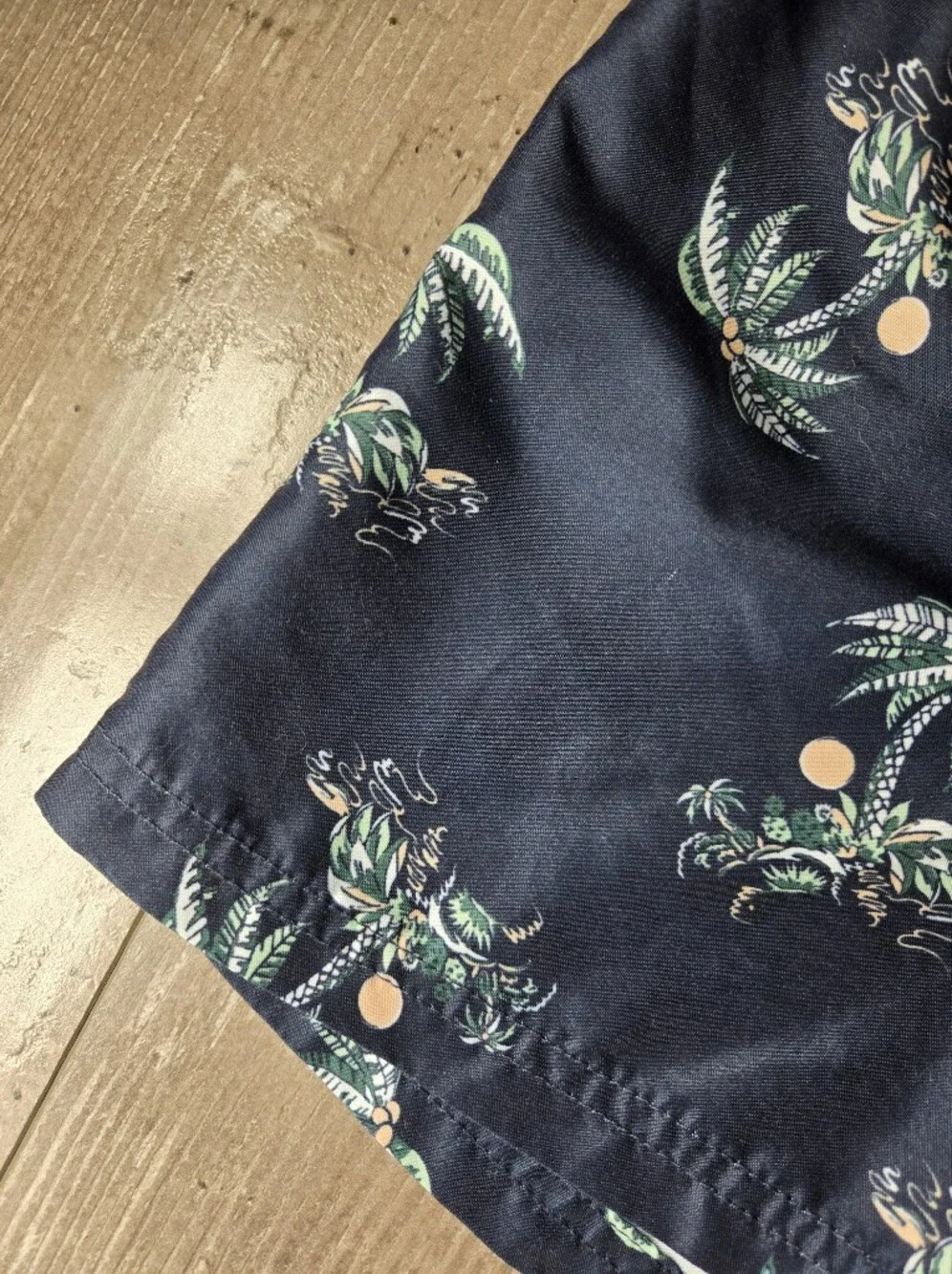 Janie & Jack Boys Navy Tropical Print Swim Shorts – Size 7